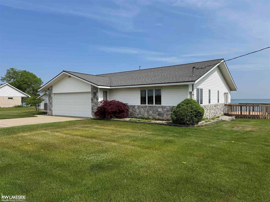 Port Hope Vlg, MI 48468,7590 Lighthouse Road