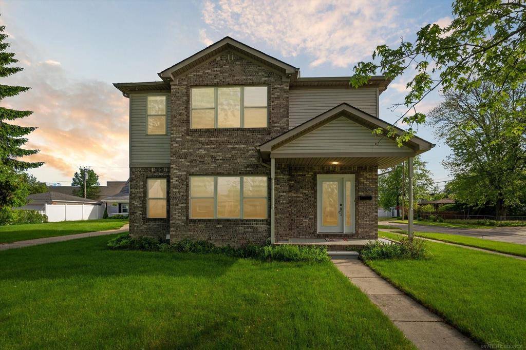 St. Clair Shores, MI 48080,22439 Clairwood Street