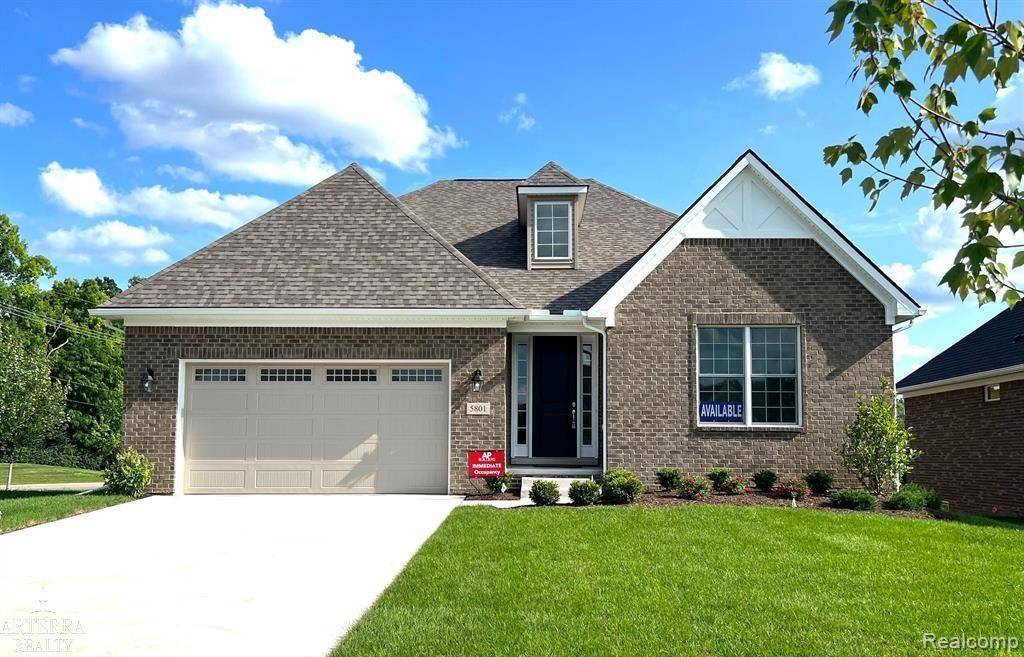 Orion Twp, MI 48359,0 Waldon Ridge Street