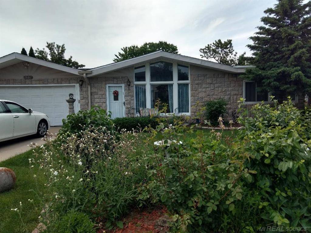 Harrison Twp, MI 48045,38051 Terra Mar Street