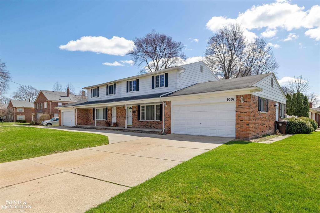 Grosse Pointe Woods, MI 48236,1007 Vernier Road