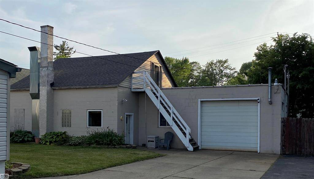 Mt. Clemens, MI 48043,38 S Rose Street
