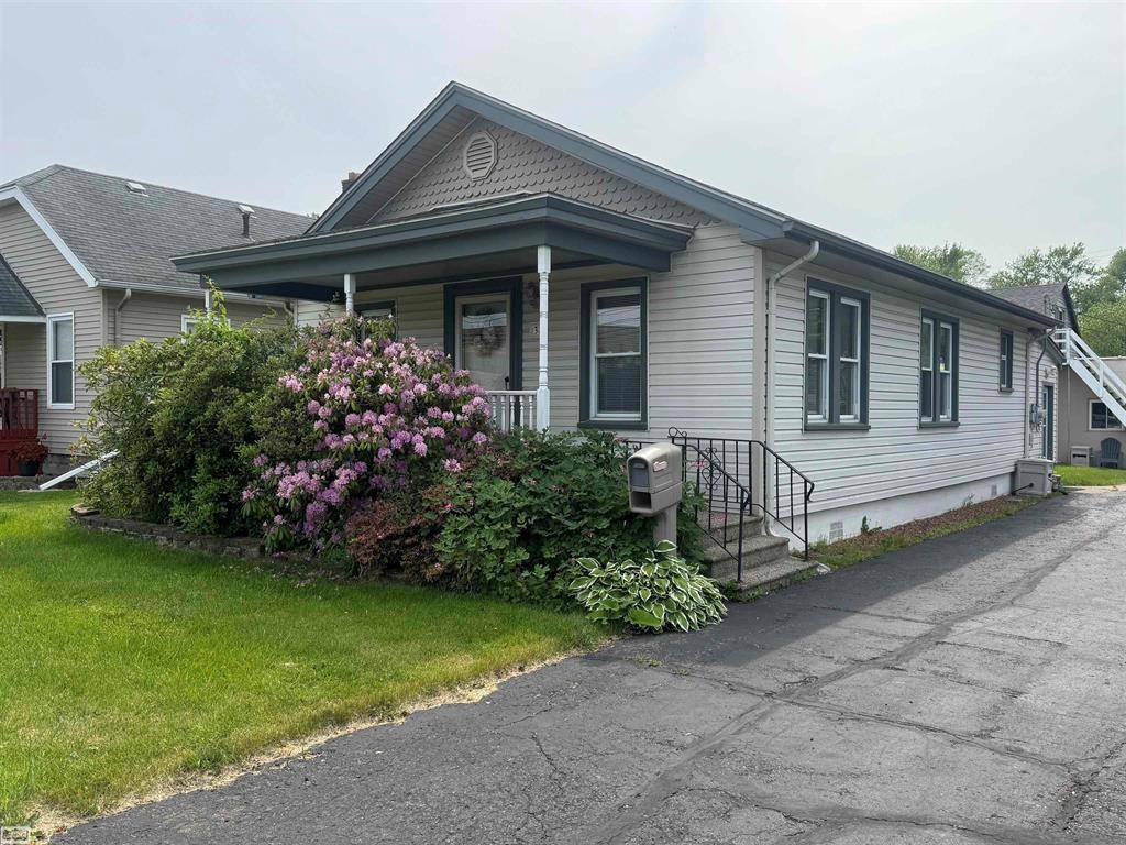Mt. Clemens, MI 48043,38 S Rose Street