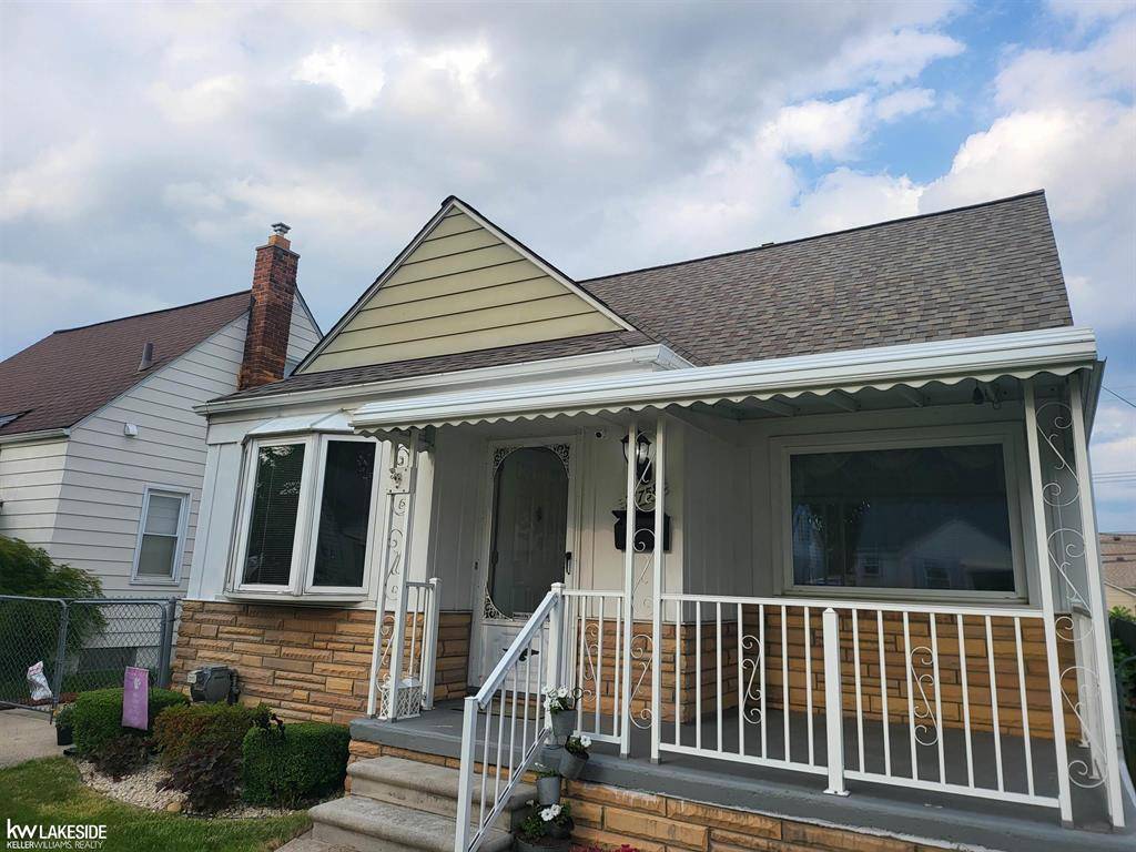 Eastpointe, MI 48021,21758 Rausch Avenue