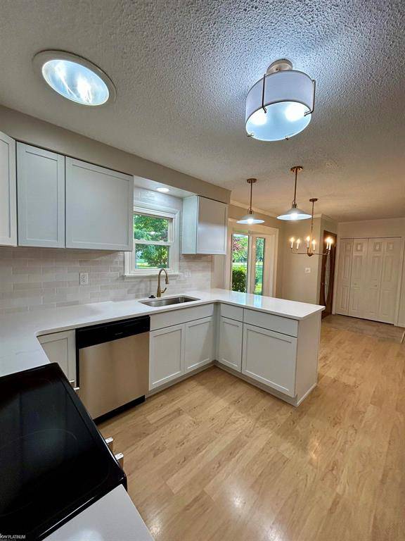 Port Huron Twp, MI 48060,2840 Country Club Dr