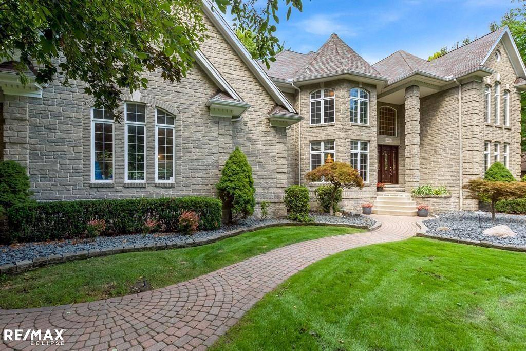 Shelby Twp, MI 48315,14621 Towering Oaks Drive