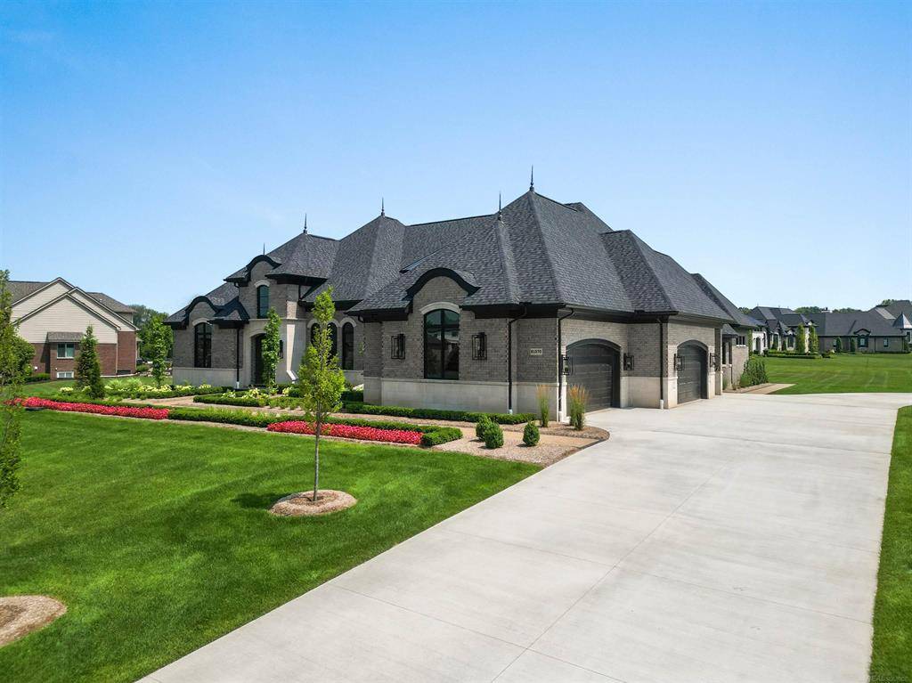 Washington Twp, MI 48094,61570 Cotswold Drive