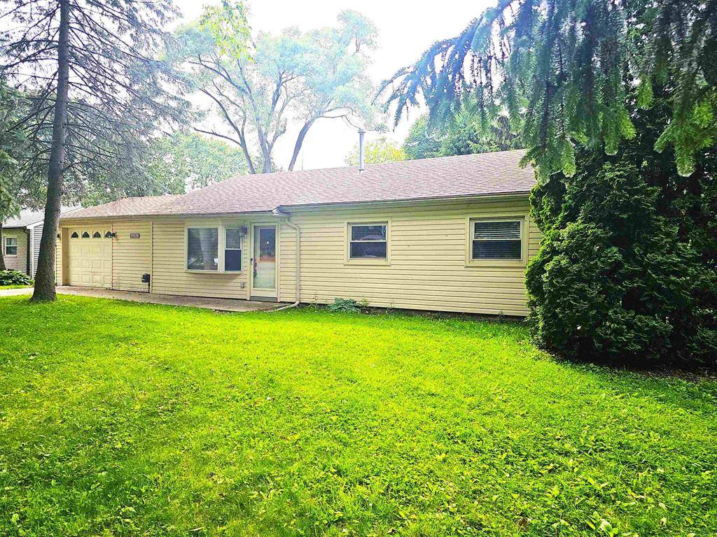 Clinton Twp, MI 48036,37939 Emery Street