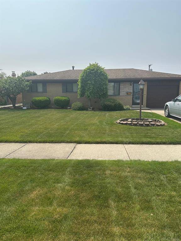 Sterling Heights, MI 48313,8856 BALBOA Avenue