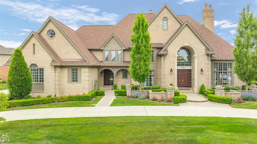 Rochester, MI 48306,5566 Murfield Drive