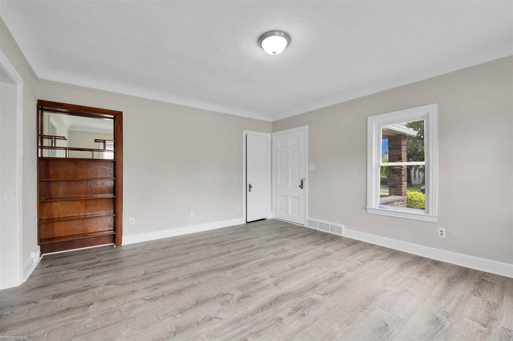 St. Clair Shores, MI 48082,22932 Hoffman Street