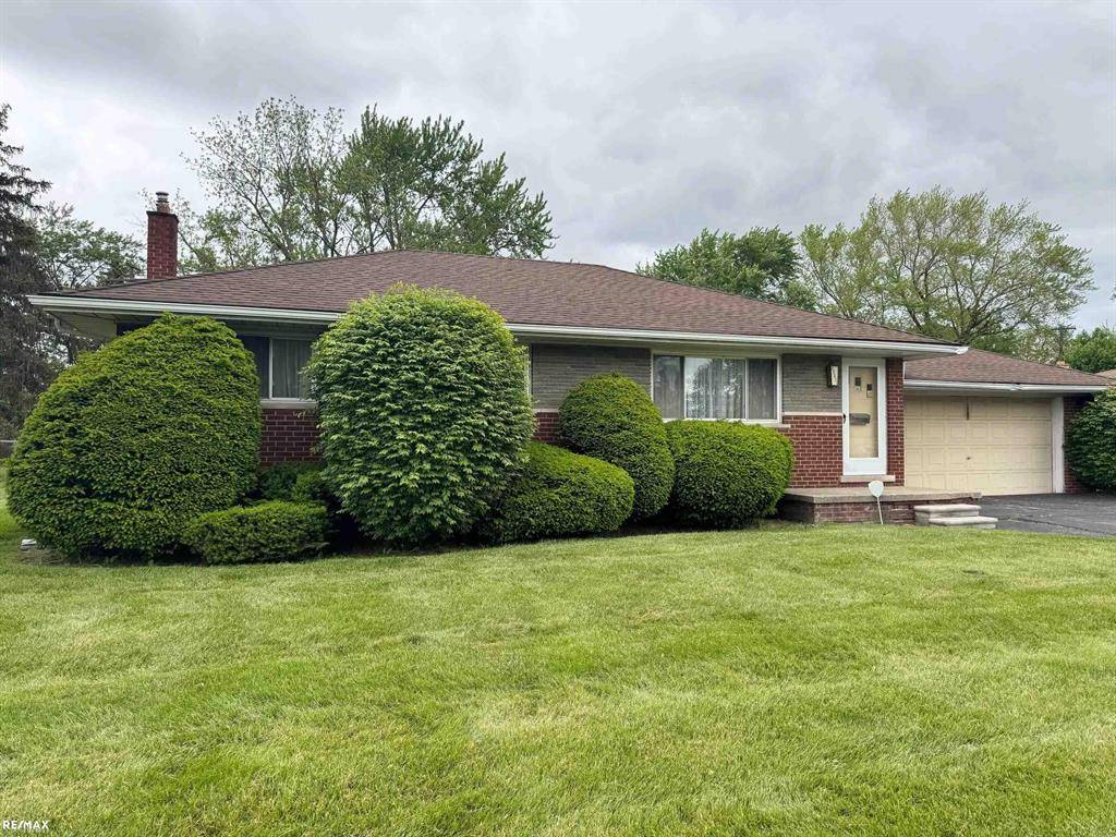 Clinton Twp, MI 48036,22821 Stair Drive