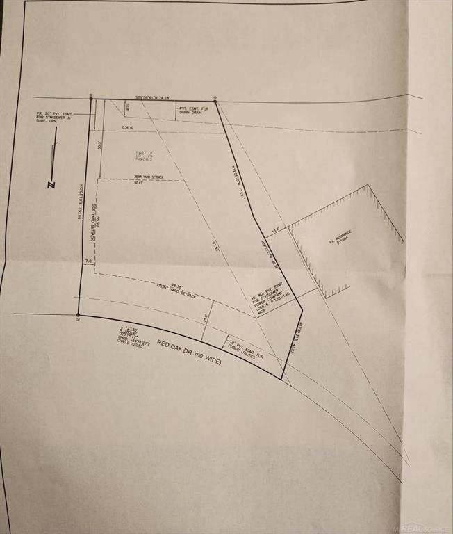 Shelby Twp, MI 48315,48325 Red Oak Drive