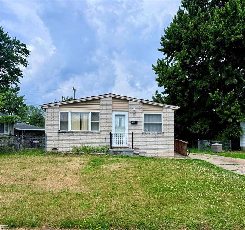 Mt. Clemens, MI 48043,104 Meadle Street