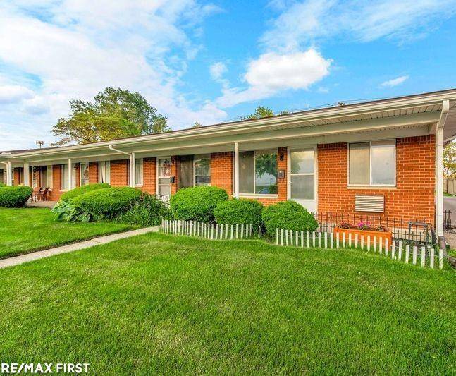 Eastpointe, MI 48021,22800 Beaconsfield Avenue Avenue