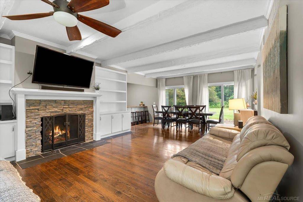 Hartland Twp, MI 48114,1163 Long Lake Drive