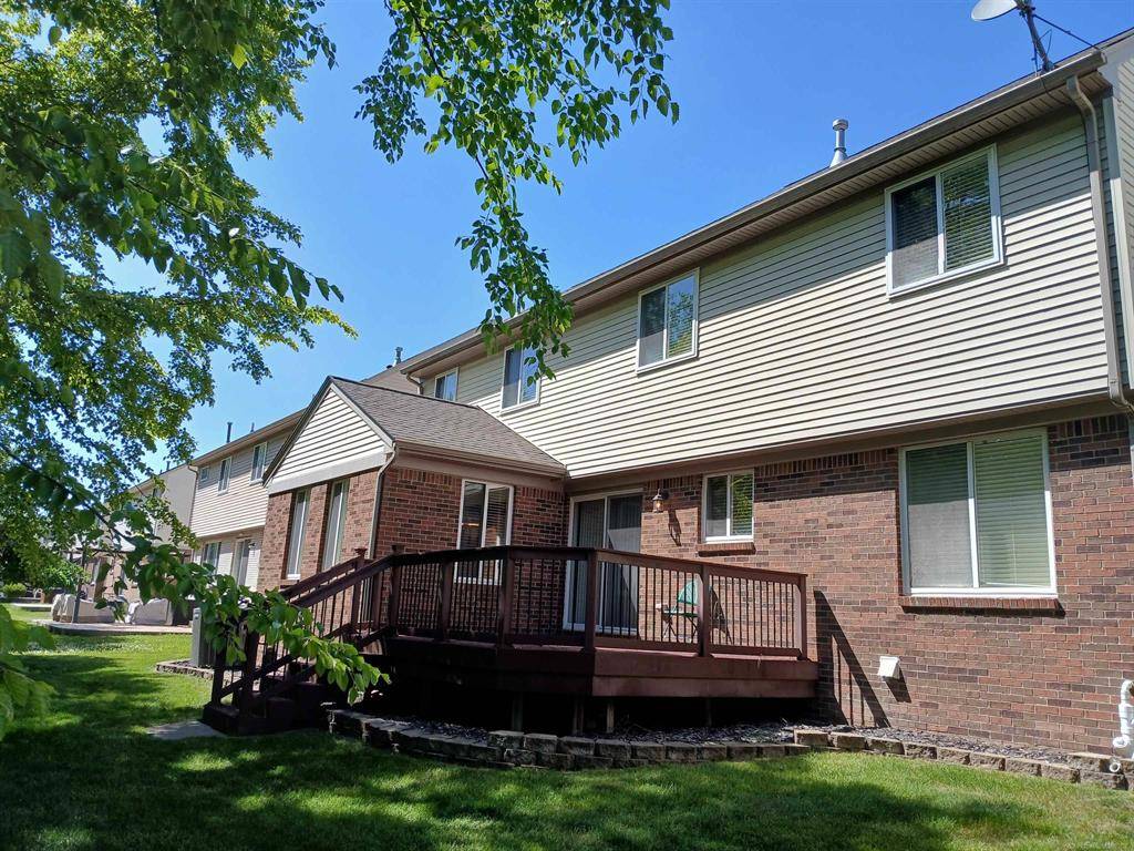 Sterling Heights, MI 48312,11820 Creekview Drive