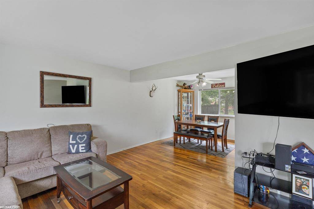 Sterling Heights, MI 48314,8847 Riverland Drive