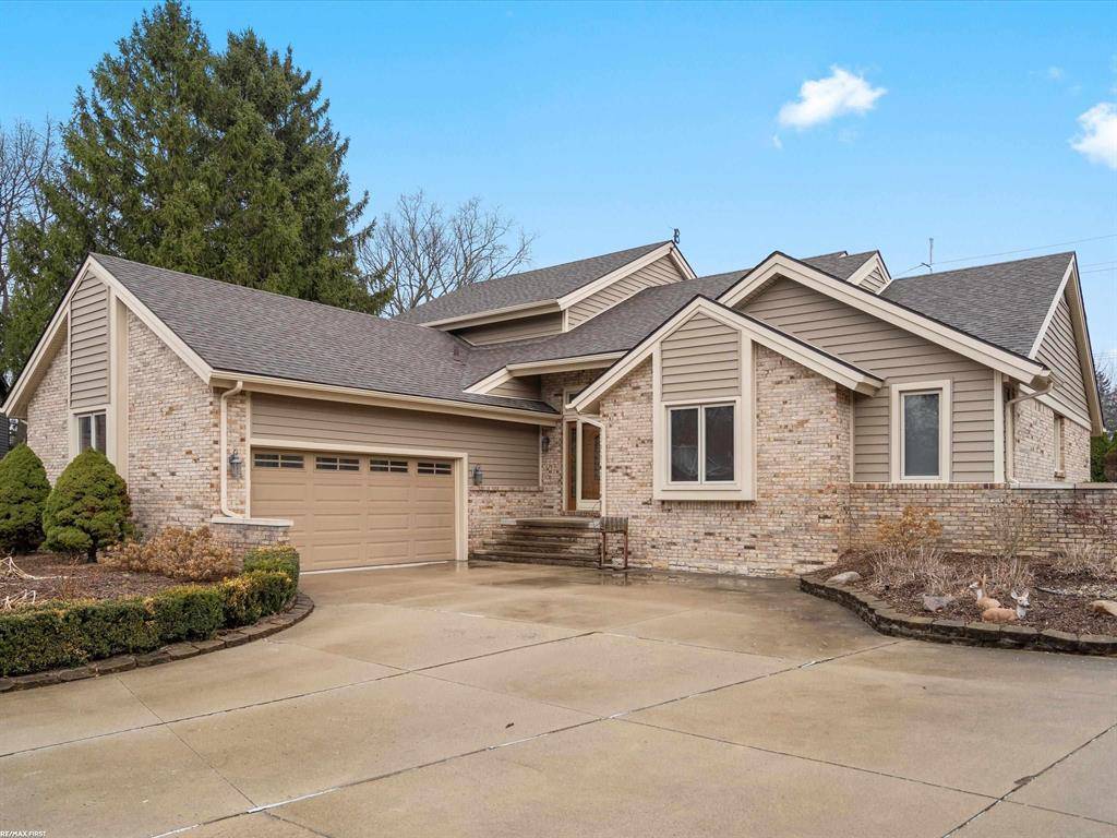 Rochester Hills, MI 48309,1008 Hidden Lane