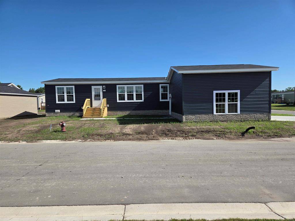 Port Huron Twp, MI 48060,264 Westbrook Court