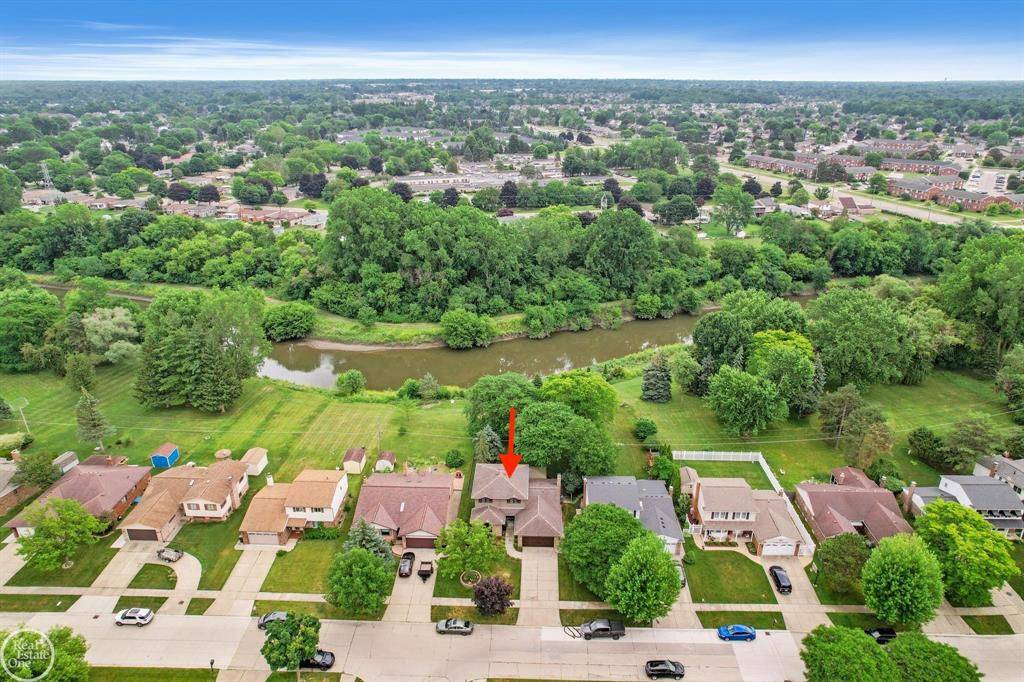 Sterling Heights, MI 48312,35352 Collingwood Drive