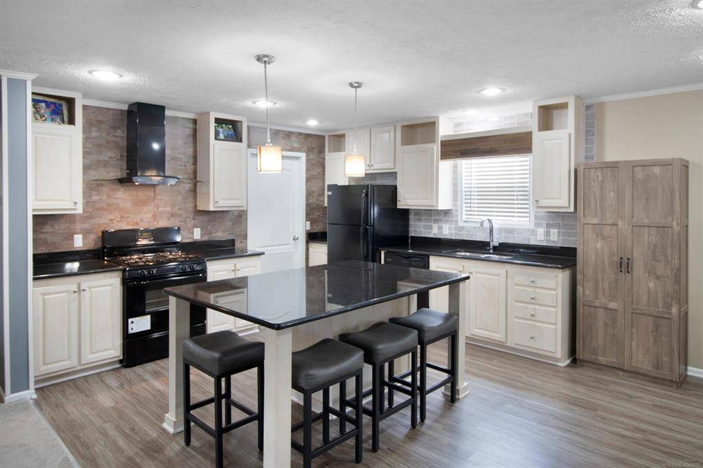 Kimball Twp, MI 48074,6139 S Branch Lane