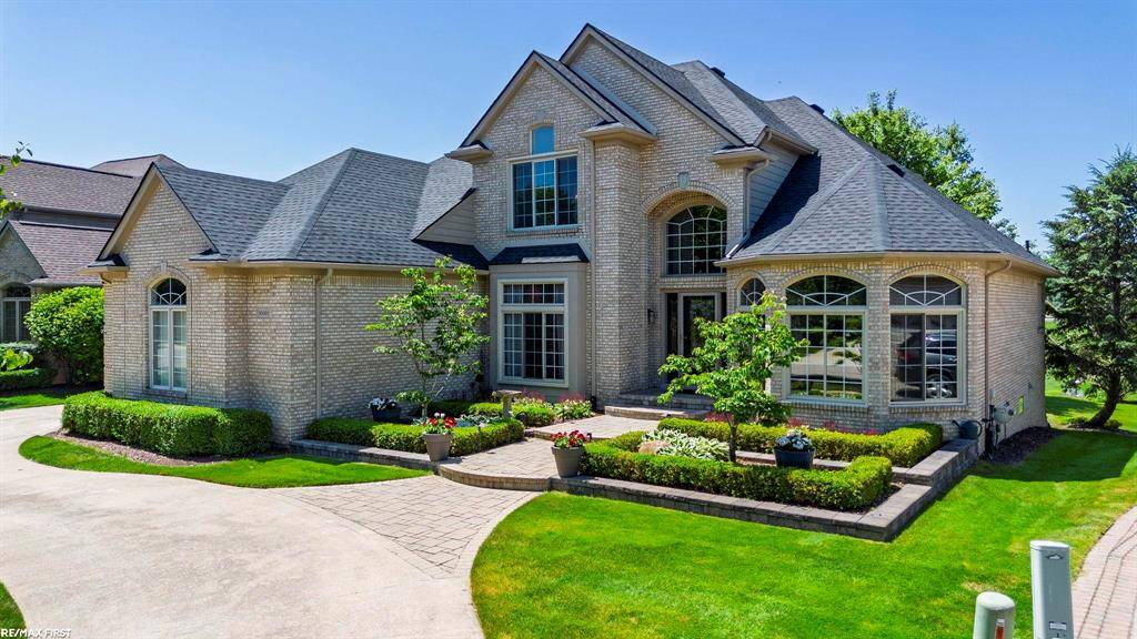Shelby Twp, MI 48316,56661 Aberdeen Drive