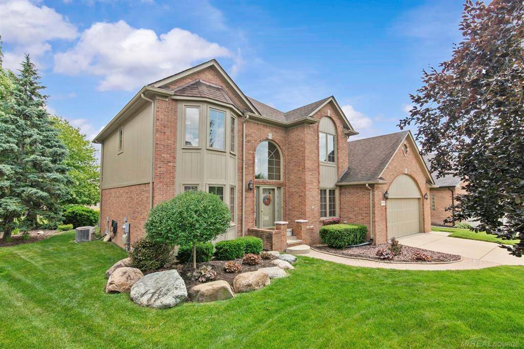 Macomb Twp, MI 48044,49638 Streamwood Drive