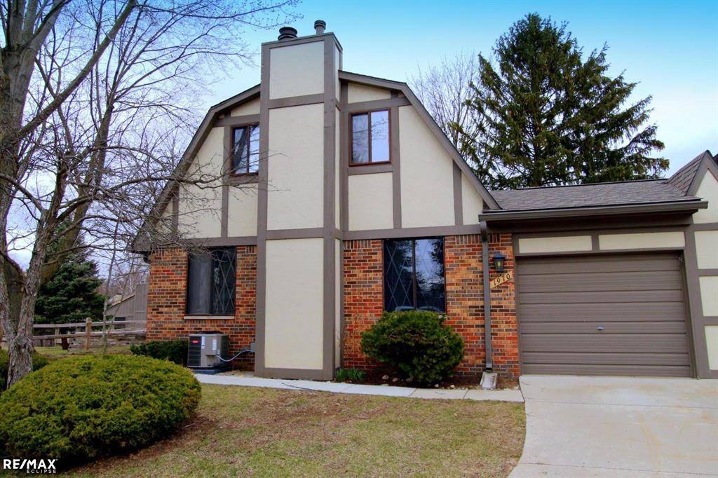 Rochester Hills, MI 48309,1970 Pondview Court