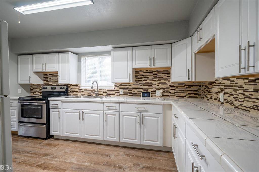 Flint, MI 48504,1502 Lavender Avenue