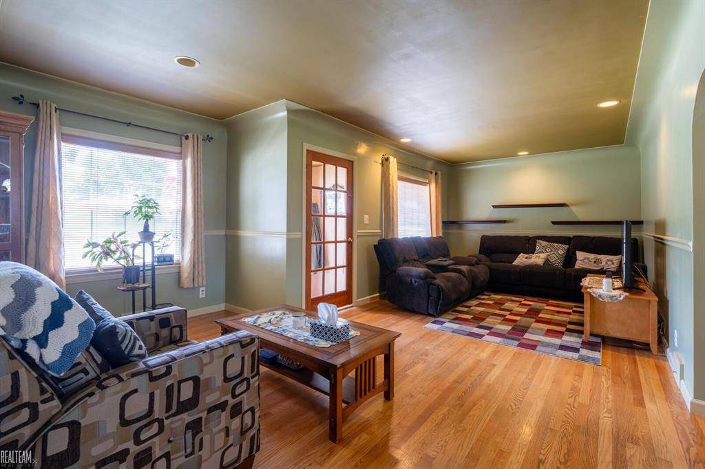 Fraser, MI 48026,16145 14 Mile Road