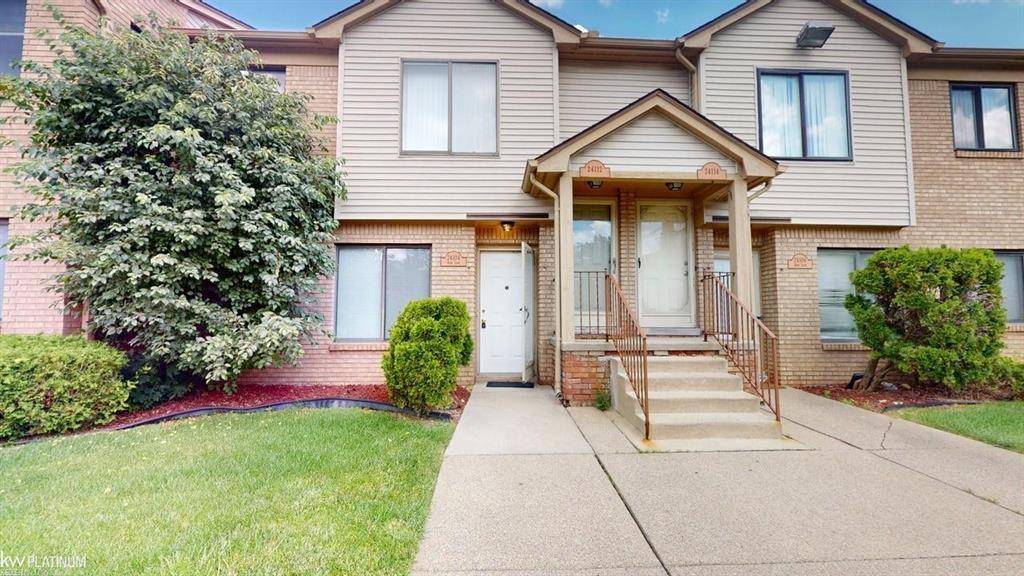 Clinton Twp, MI 48036,24104 Avon Lane