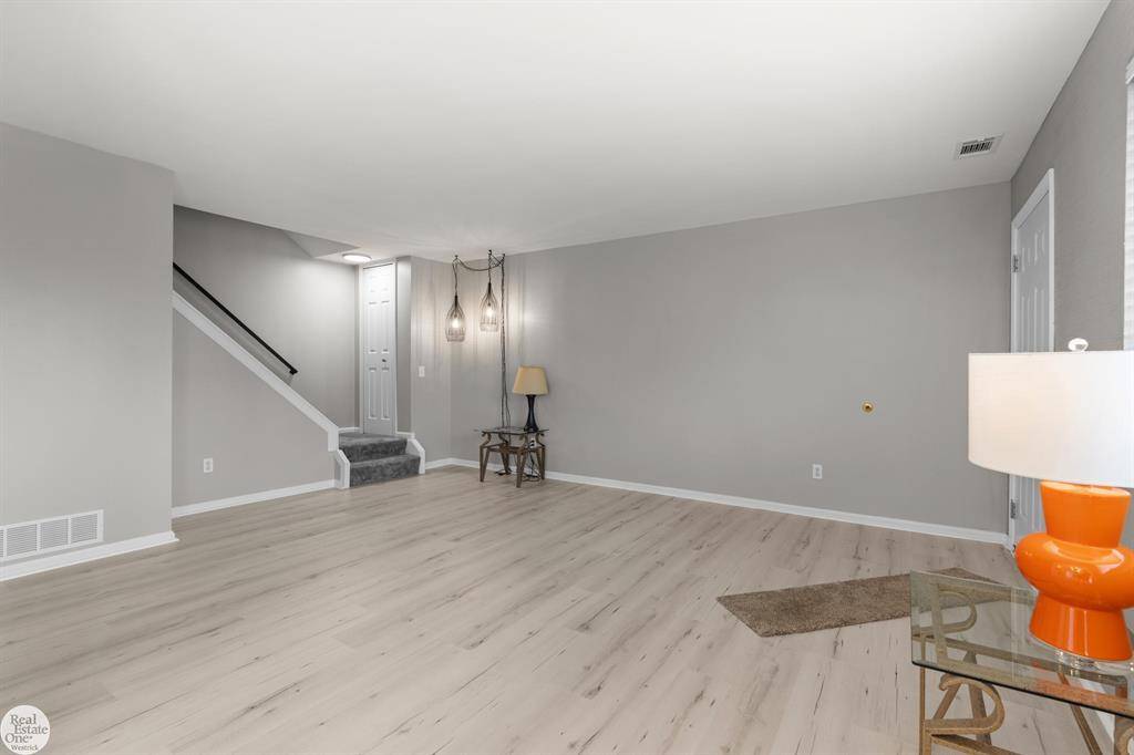 New Baltimore, MI 48047,50101 S Horst Court 119