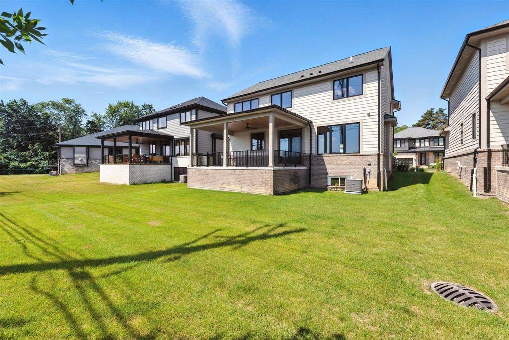 Shelby Twp, MI 48316,54778 Camden Court