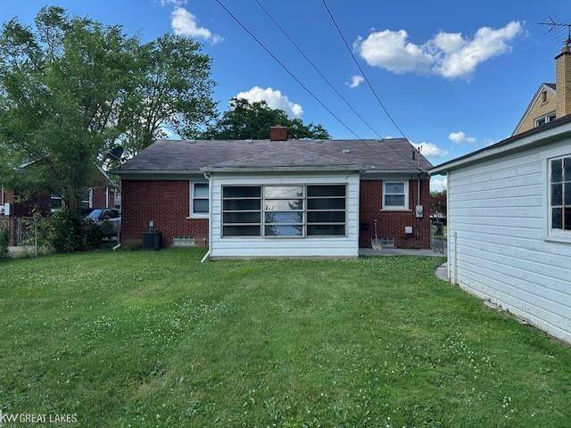 St. Clair Shores, MI 48080,21612 Woodbridge Street