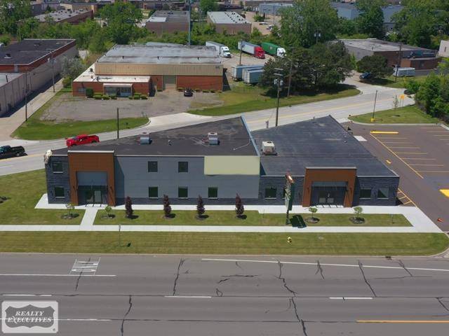 Clinton Twp, MI 48035,34001 Groesbeck Highway