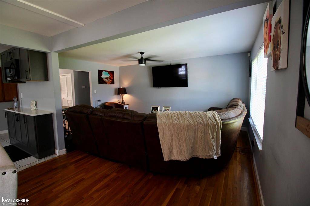 Sterling Heights, MI 48312,13069 Plumbrook Road