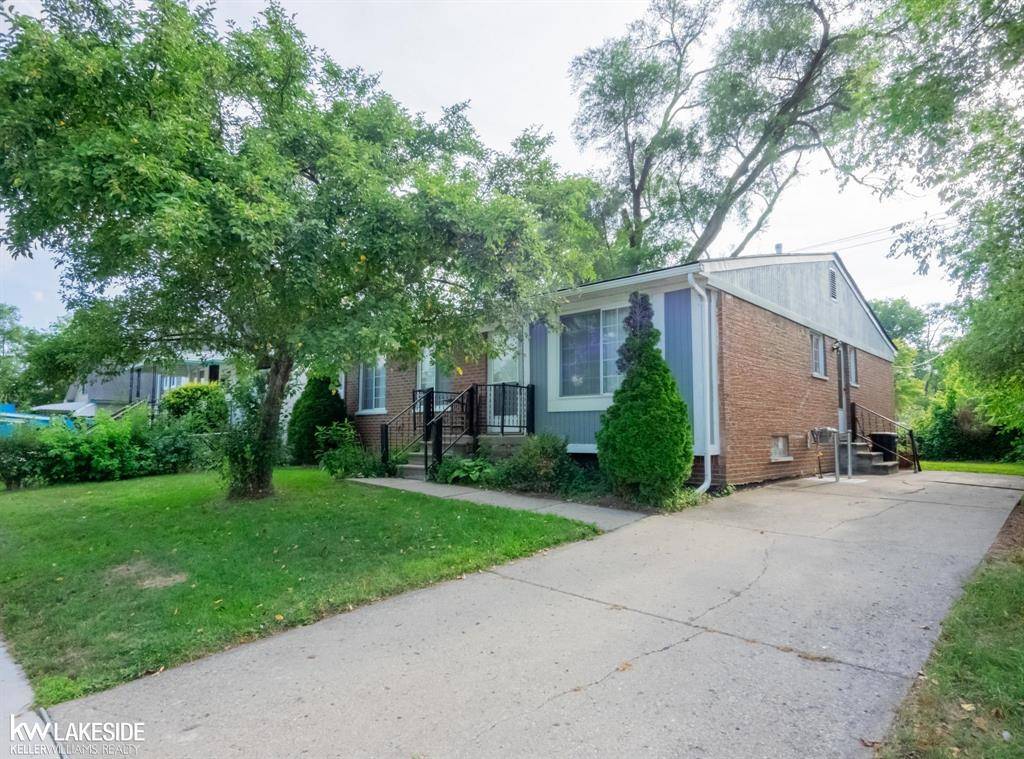 Royal Oak Twp, MI 48220,21421 Westview Avenue