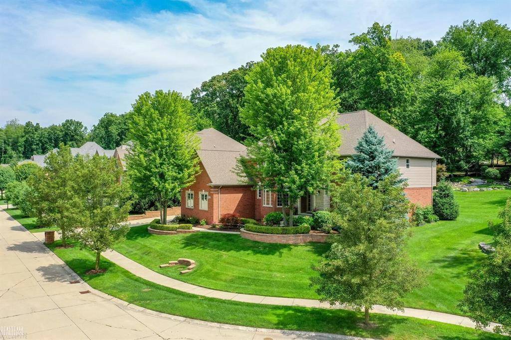 Washington Twp, MI 48094,61398 Barclay Drive