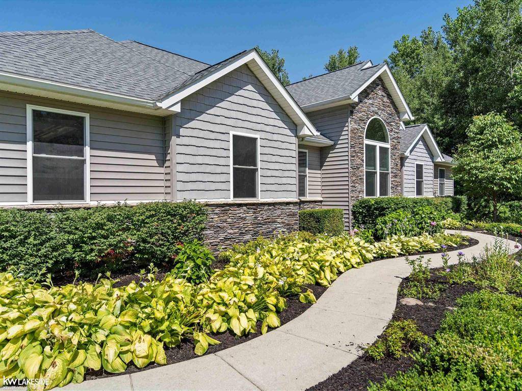 Ray Twp, MI 48096,68233 Hartway Road