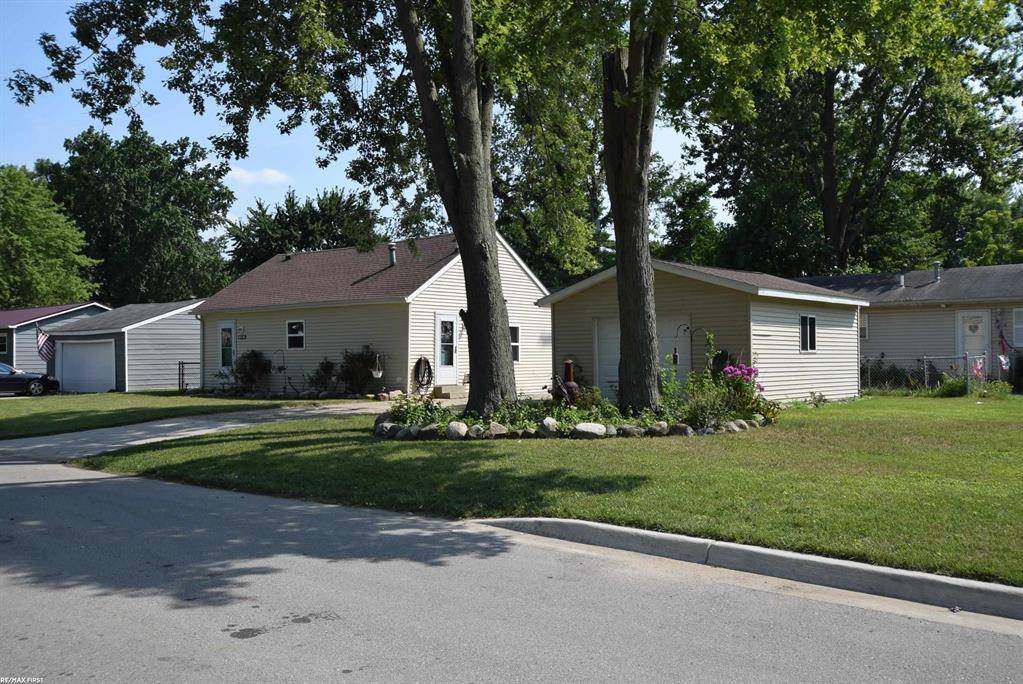 Algonac, MI 48001,953 Robbins Drive