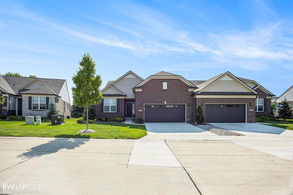 Clinton Twp, MI 48036,40562 Orchid Trail