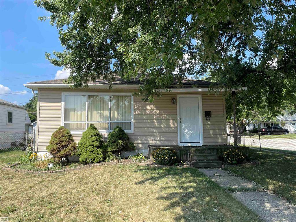 Roseville, MI 48066,25679 BUICK Street