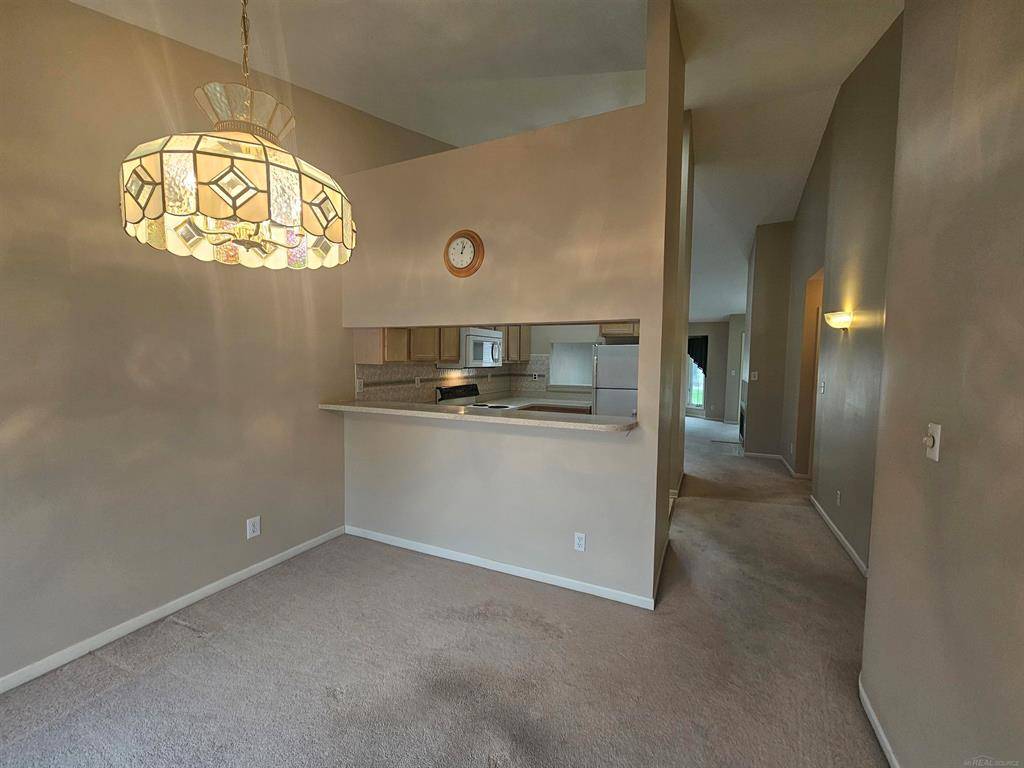 Clinton Twp, MI 48035,15568 Austin Court