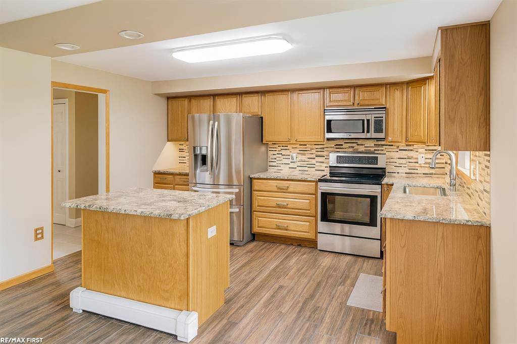 St. Clair Shores, MI 48082,21732 Hoffman Street