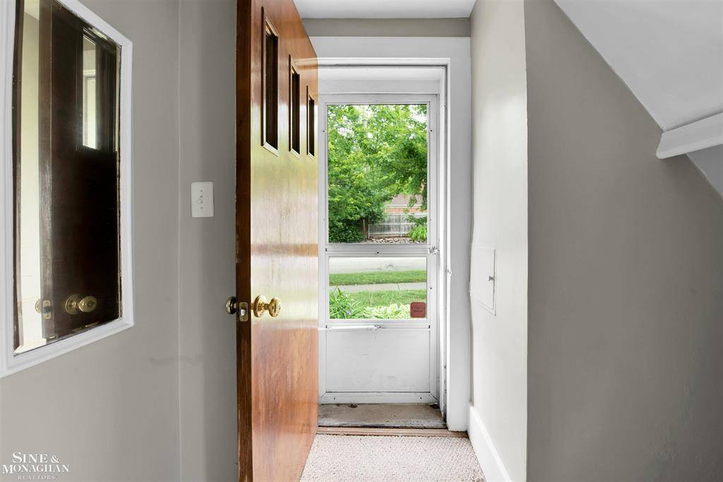 Grosse Pointe Farms, MI 48236,213 Muir Road