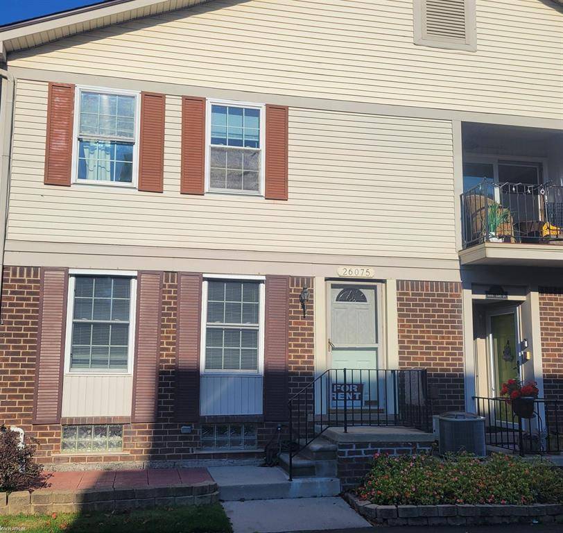 Harrison Twp, MI 48045,26075 S Lake Drive 28