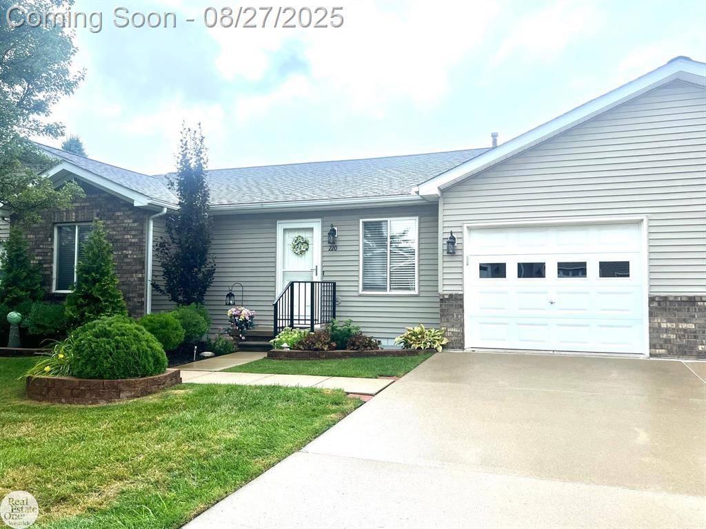 Marine City, MI 48039,220 Huron Lane