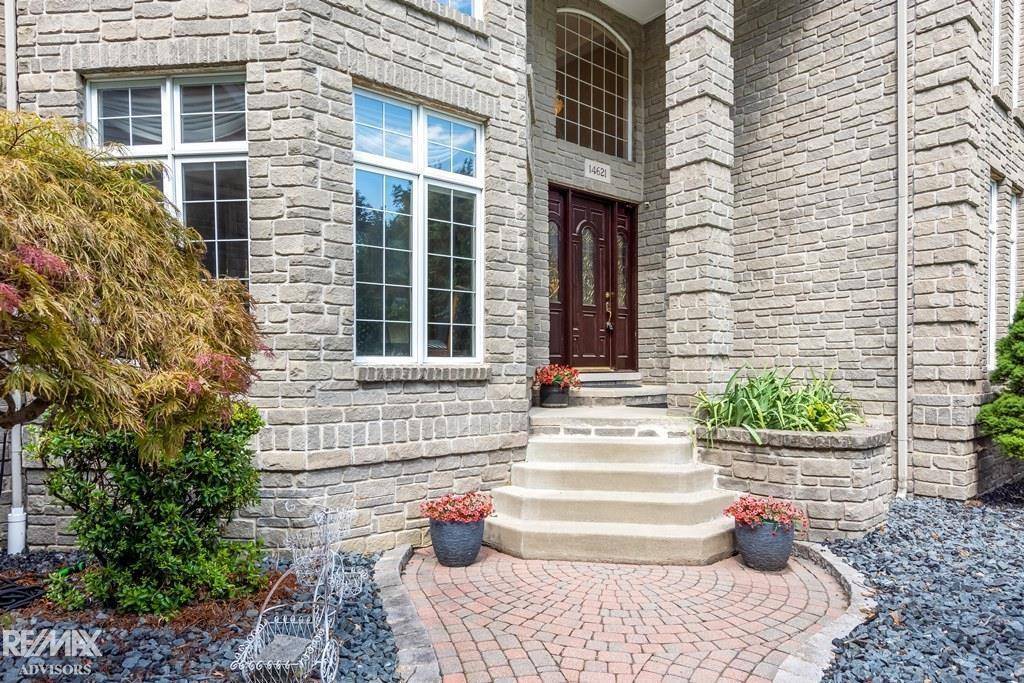 Shelby Twp, MI 48315,14621 Towering Oaks Drive