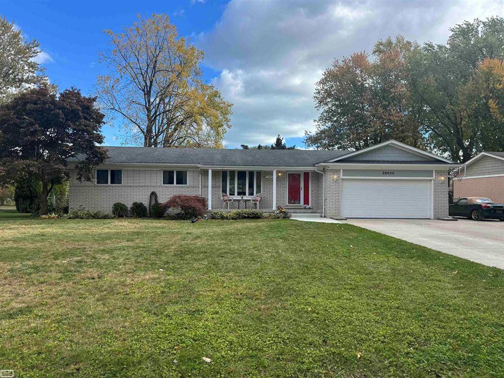 Harrison Twp, MI 48045,38530 Long Street